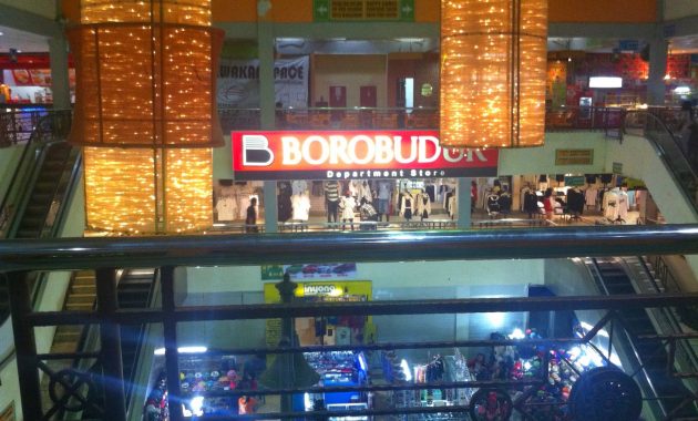 Dua Saudara: Jantung Toko & Retail Cilacap yang Tak Pernah Pudar